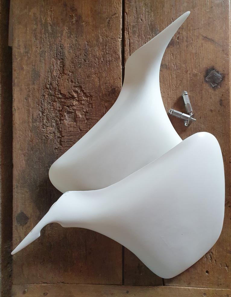 Caches latéraux "Corb look" pour custom Honda F6C Valkyrie : détails