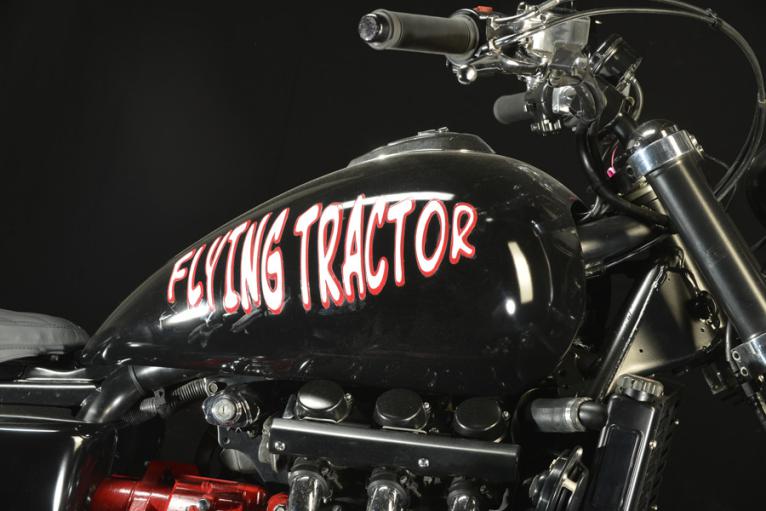 Fuel tanks "Tbobber" to customize your Honda F6C Valkyrie: details