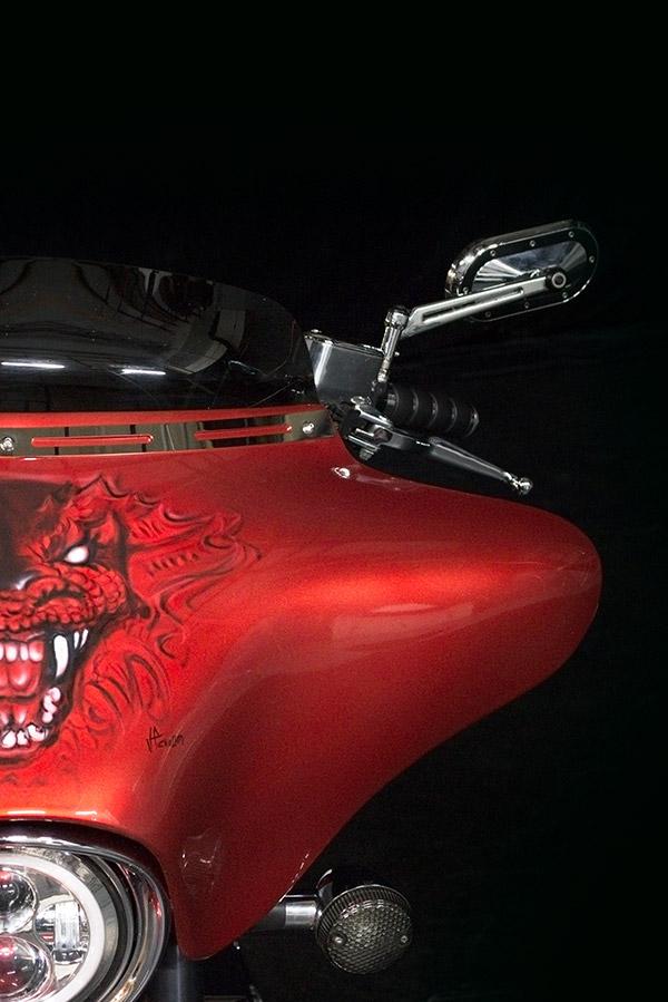 Custom Valkyrie moto : The Dragon's Breath paint