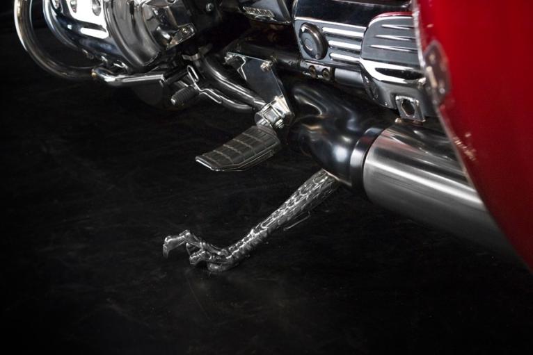 Custom Valkyrie moto : The Dragon's Breath détails