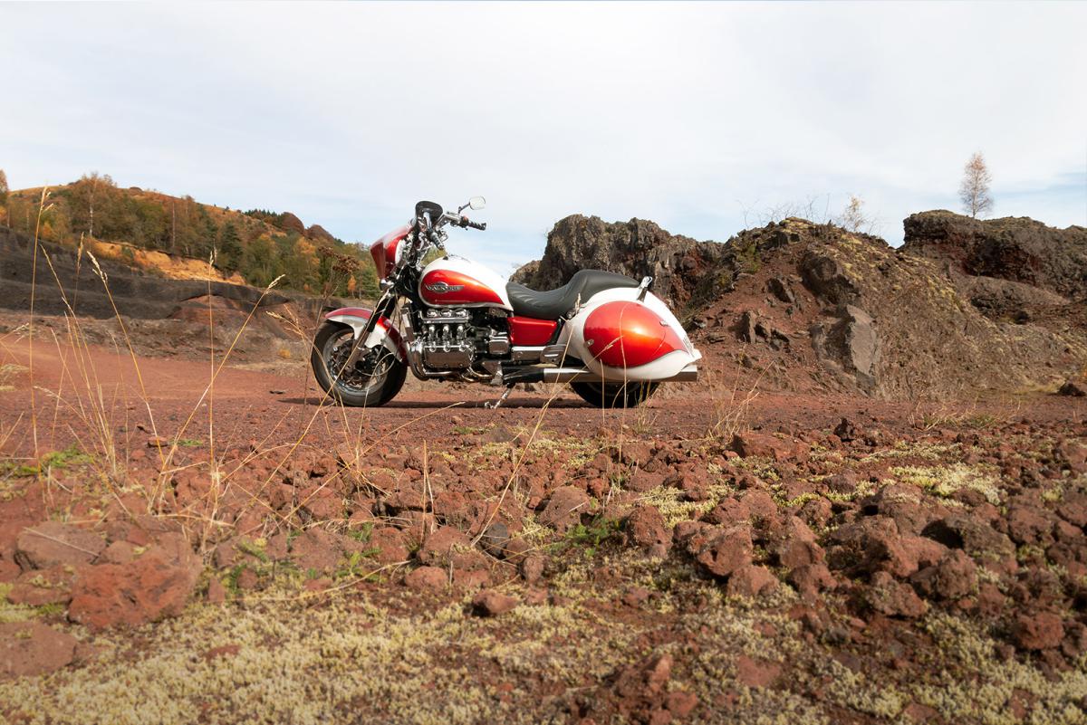 Custom Valkyrie moto : The Dragon's Breath