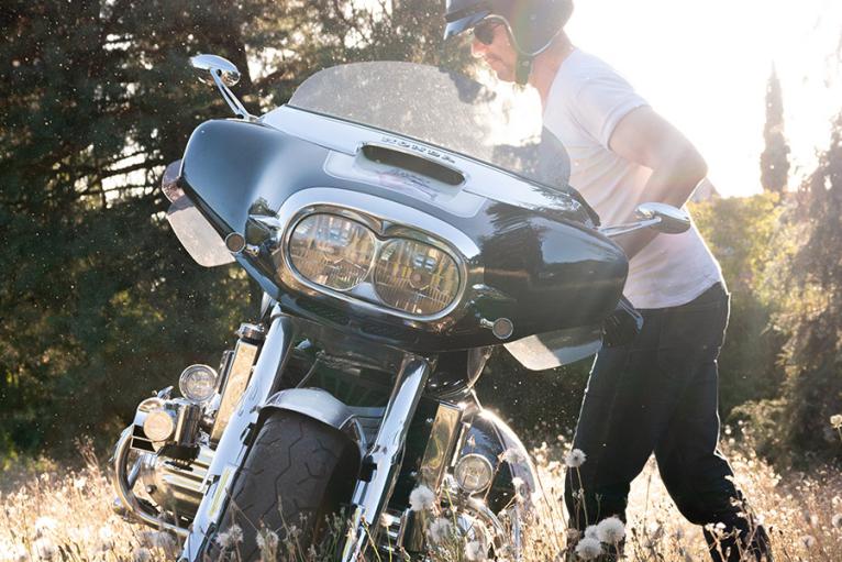 Custom Valkyrie moto : The Mechanical Legend nez