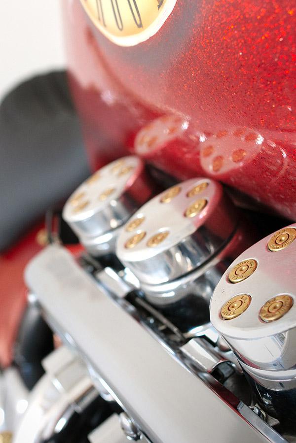 Custom Valkyrie moto : The Six Shooter details