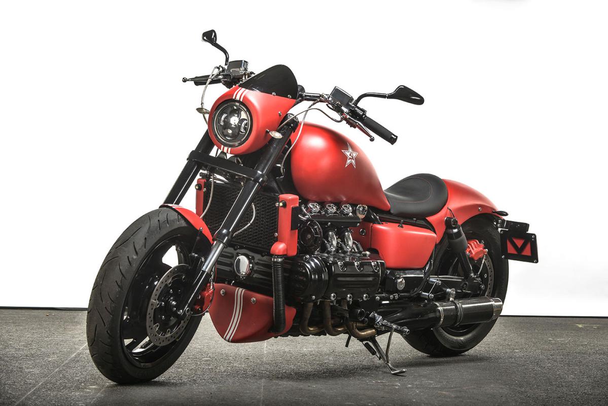 Custom Valkyrie moto : The Red Fury